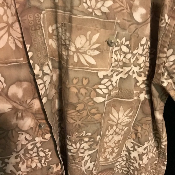 Men’s casual button up shirt - Picture 2 of 5